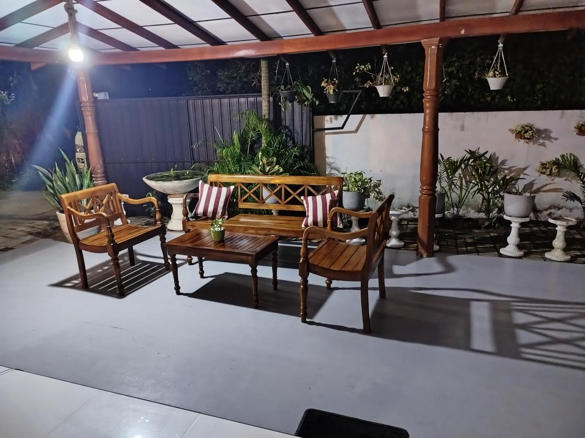 Little Villa Guest House Ahangama Exterior foto