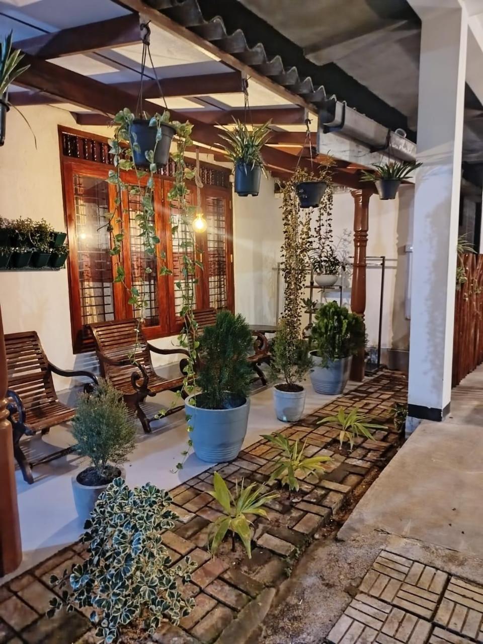 Little Villa Guest House Ahangama Exterior foto