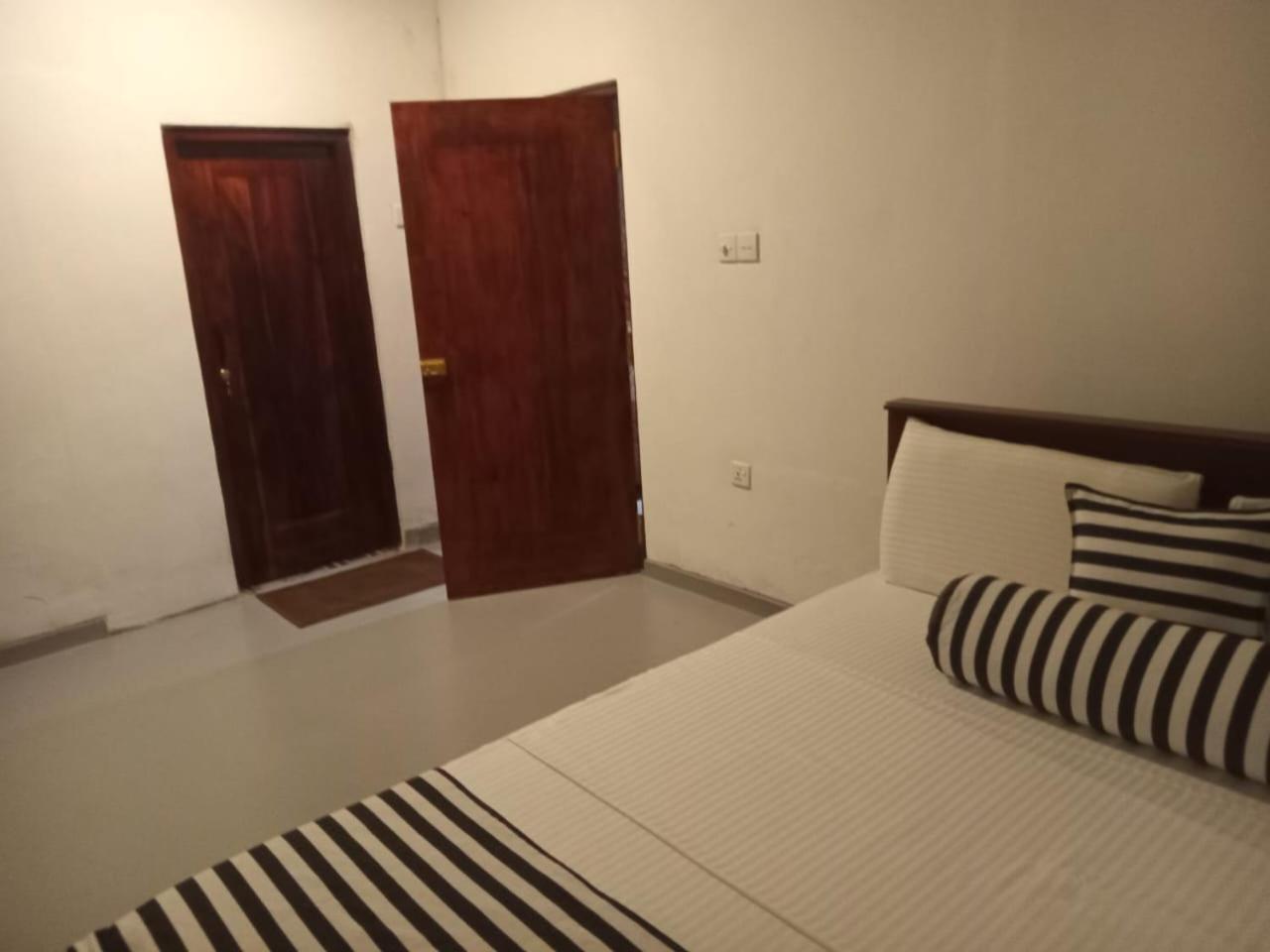 Little Villa Guest House Ahangama Exterior foto